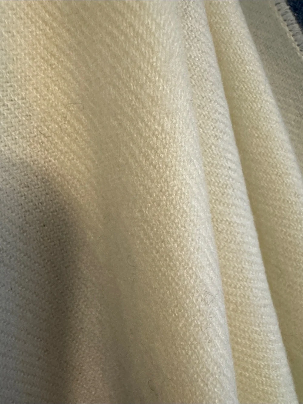 Classic Cream Fringe Scarf for women 💯 Cashmere